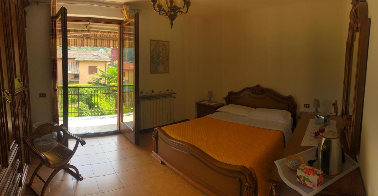 Casa Tiziana Villa Lavena Ponte Tresa Eksteriør billede